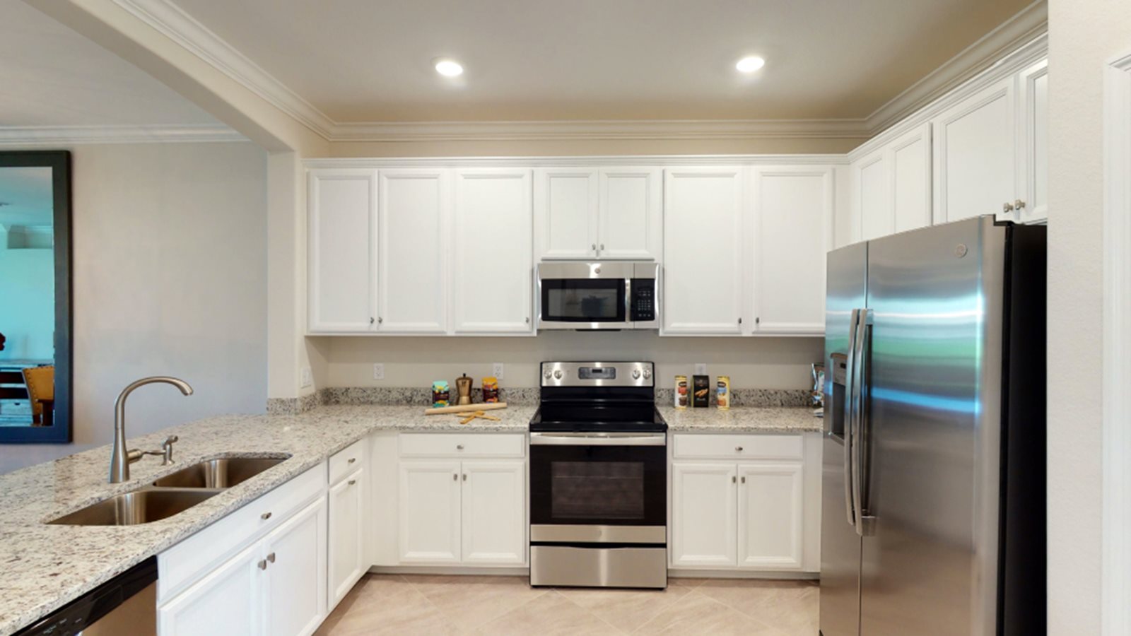 LEH_Castalina_Pic_Magnolia_Kitchen1_Matterport_F1