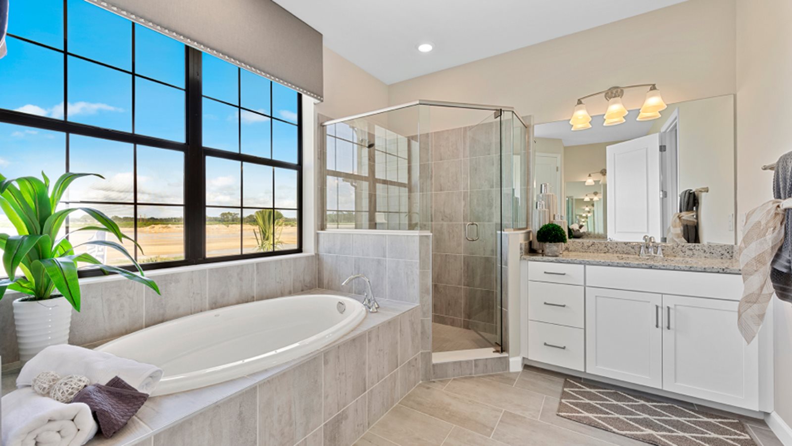 LEH_EstateHomes_LorraineLakes_Pic_3473_OwnersBath2_F2