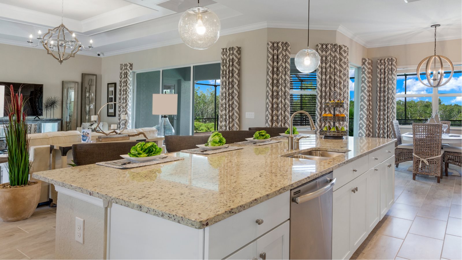 LEH_EstateHomes_TimberCreek_Pic_Oakmont_II_Kitchen2_F1_9_19_22