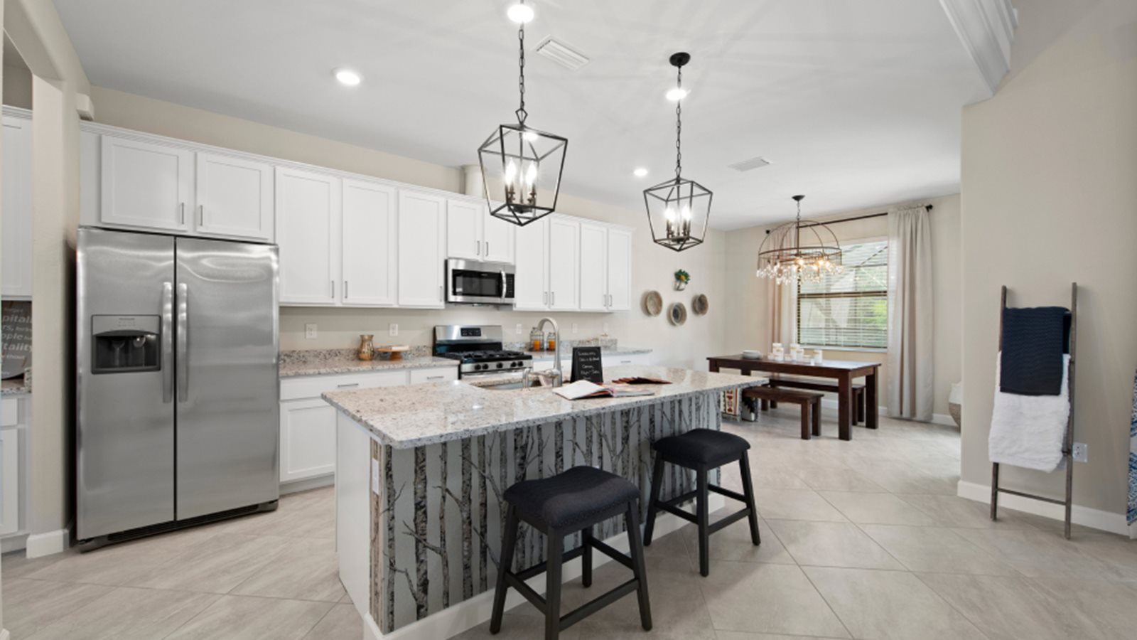 LEH_ManorHomes_ArborwoodPreserve_Pic_3283_Kitchen1